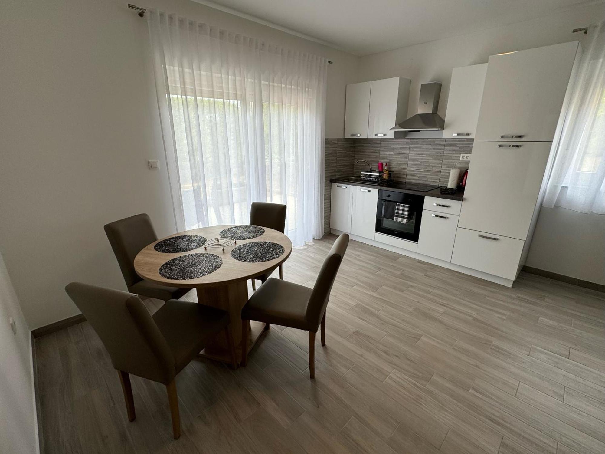 Apartments Elvira Krk Town Εξωτερικό φωτογραφία